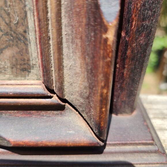 Antique Wooden Swinging Tabletop Picture Frame With Glass Pane, brass finials De - Picture 8 of 12